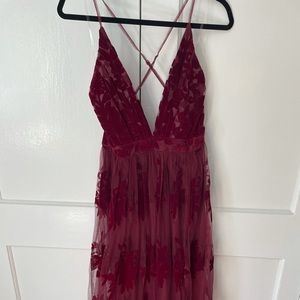 Windsor Morgan Formal Flocked Velvet Burgundy L